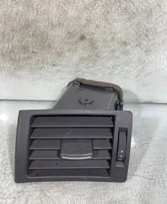 Audi A4 S4 B7 8E 8H Dash center air vent grill 8e0820901f