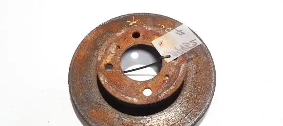 Mitsubishi Carisma Front brake disc ventiliuojamas