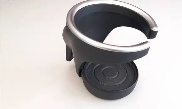 BMW i3 Cup holder front 