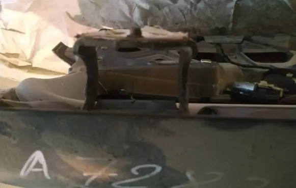 Citroen C8 Tailgate/trunk/boot hinge