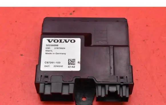 Volvo V60 Engine control unit/module ECU 31676624