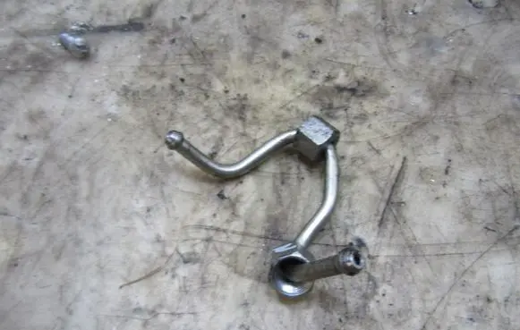 Nissan Note (E12) Fuel line pipe KRIS235789