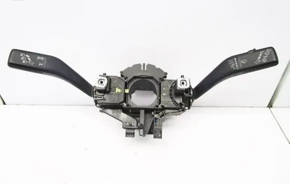 Skoda Octavia Mk2 (1Z) Wiper control stalk