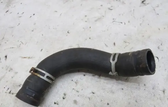 Peugeot 2008 I Engine coolant pipe/hose