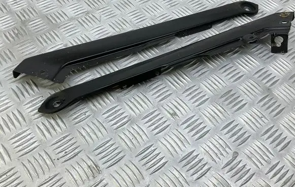 Volkswagen Golf VII Radiator support slam panel bracket 5G0805931 5G0805932