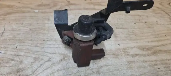 Volvo V50 Turbo solenoid valve 9650098380