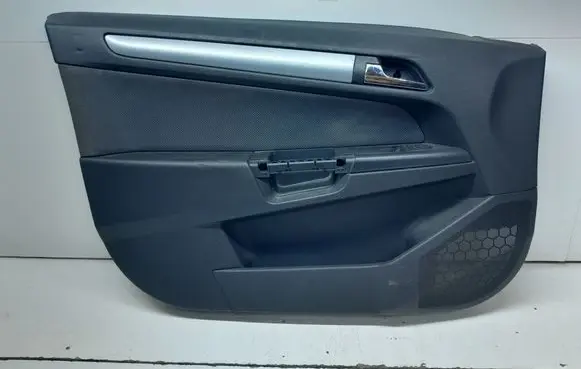 Opel Astra H Front door card panel trim 13153881