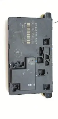 Mercedes-Benz E W211 Door control unit/module 2118208385 00006801