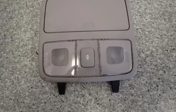 Hyundai i30 Other center console (tunnel) element 