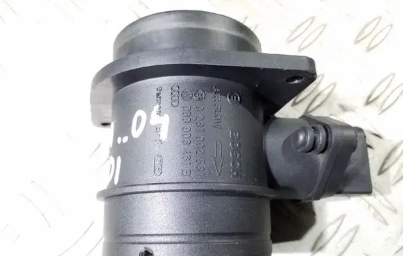 Skoda Octavia Mk2 (1Z) Mass air flow meter 0281002531 038906461B