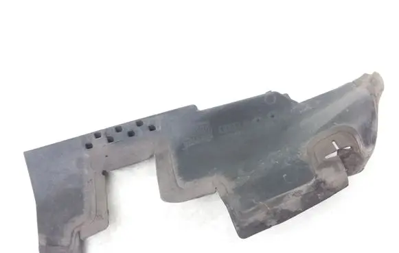 Intercooler air guide/duct channel