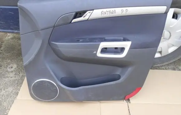 Opel Antara Front door card panel trim