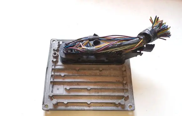 Mazda 2 Engine control unit/module 4S6112A650PB S120977016C 4DGB