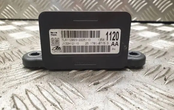 Opel Insignia A ESP acceleration yaw rate sensor 13581120