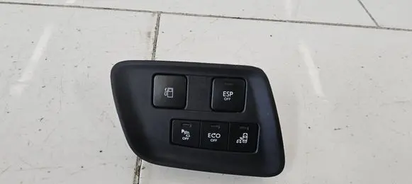 Citroen C4 II ESP (stability program) switch 00048757 71N000