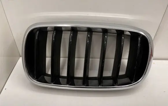 BMW X5 F15 Front bumper upper radiator grill 7316075 7316053 7316057