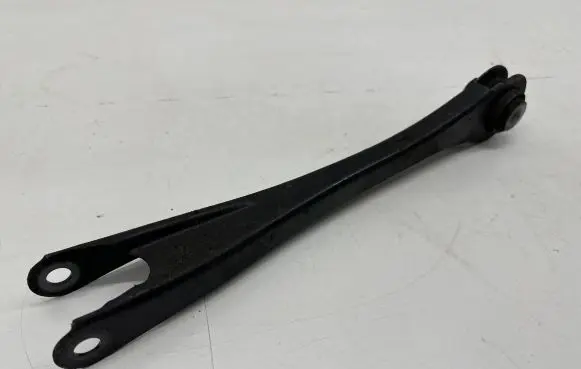 BMW 1 F20 F21 Rear upper control arm/wishbone 6792527