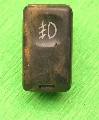 Fog light switch