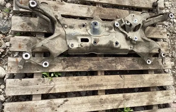 Honda Civic Front subframe 6C50616