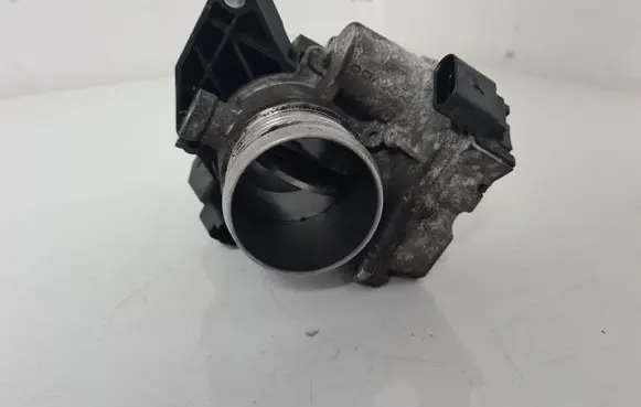 Ford Focus Throttle valve 7V2Q9E926AB