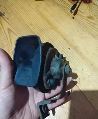 Volvo S80 Horn signal FBG1F10