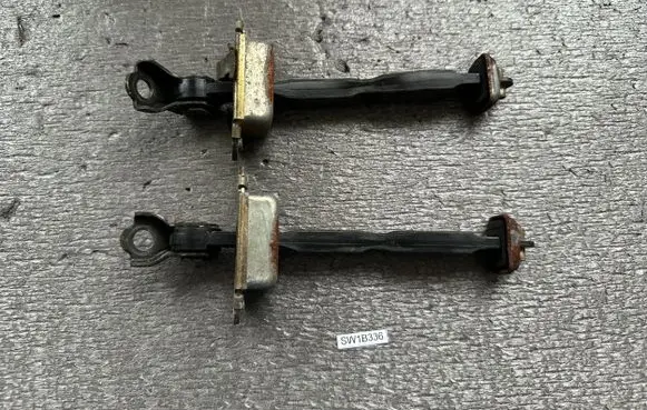 Nissan Patrol Y61 Rear door check strap stopper 82430VB000