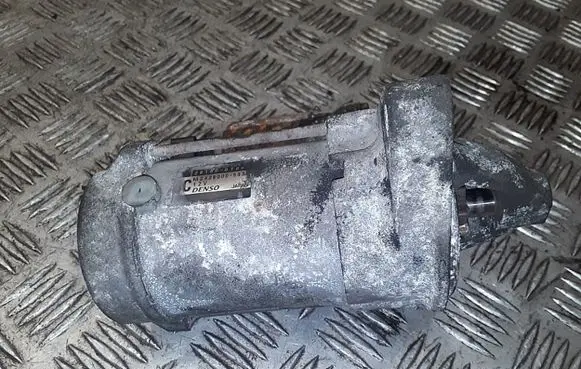 Toyota Avensis T270 Starter motor 281000t06