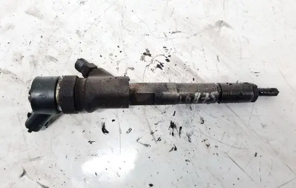 Toyota Auris 150 Fuel injector 0445110227 23670-33040