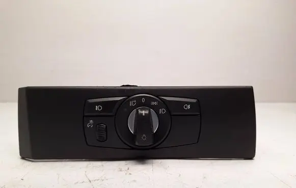 BMW 5 E60 E61 Light switch 6988565 61319134726