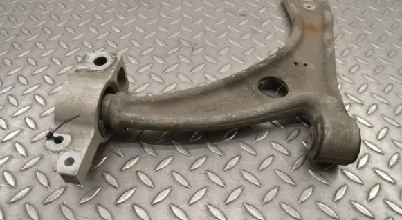 Audi Q3 8U Front lower control arm/wishbone 3C0407151H