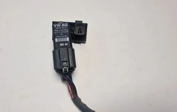 Seat Altea Glow plug pre-heat relay 038907281D