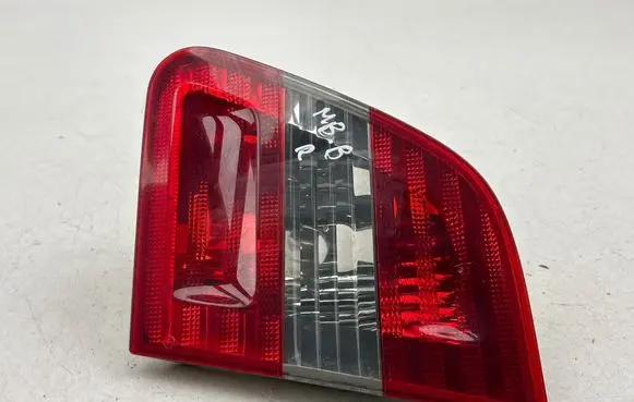 Mercedes-Benz B W245 Tailgate rear/tail lights A1698201664 9169820