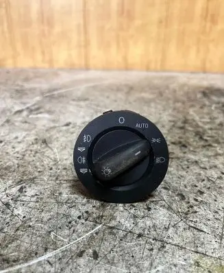 Audi Q7 4L Light switch 4F1941531D