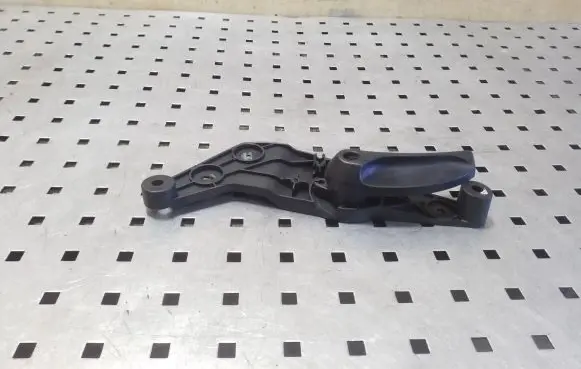 Engine bonnet (hood) release handle