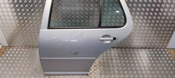 Volkswagen Golf IV Rear door S26372896