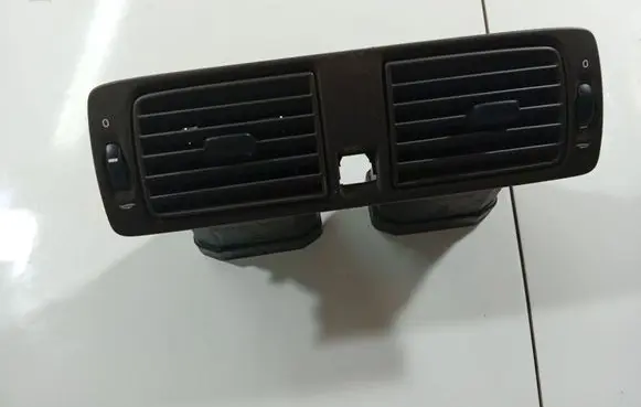 Dash center air vent grill