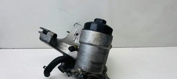 Audi A8 S8 D2 4D Oil filter mounting bracket 057115401B 077117021Q