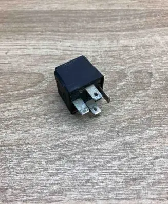 Audi A4 S4 B8 8K Other relay 8K0951253 643