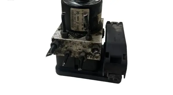 Ford Fiesta ABS Pump 8V512C405AE 06210214684 A426G