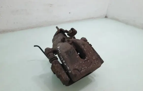 Peugeot 3008 I Rear brake caliper