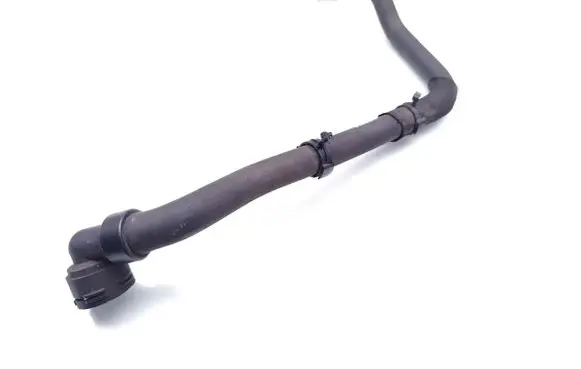 Land Rover Range Rover Evoque L538 Engine coolant pipe/hose BJ32-8260-AD