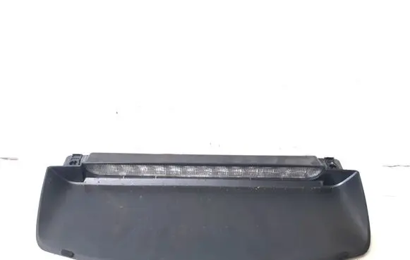 Nissan Primera Third/center stoplight 270282