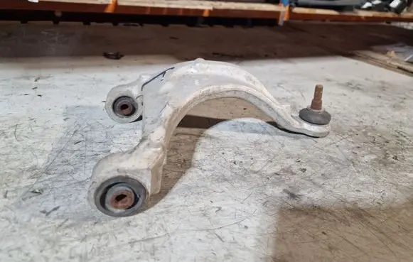 Hyundai Santa Fe Front lower control arm/wishbone