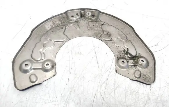 Mercedes-Benz C W205 Front brake disc dust cover plate A0004213520