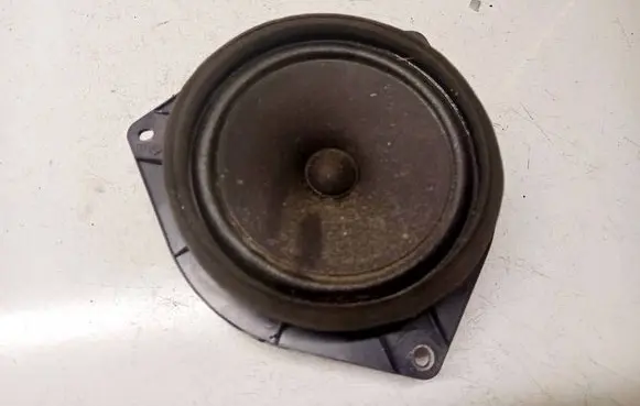 Toyota RAV 4 (XA30) Front door speaker 8616022A10