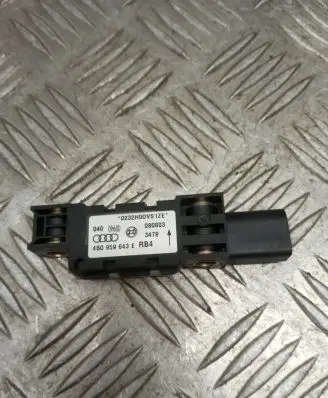 Audi A3 S3 8P Airbag deployment crash/impact sensor 4B0959643E