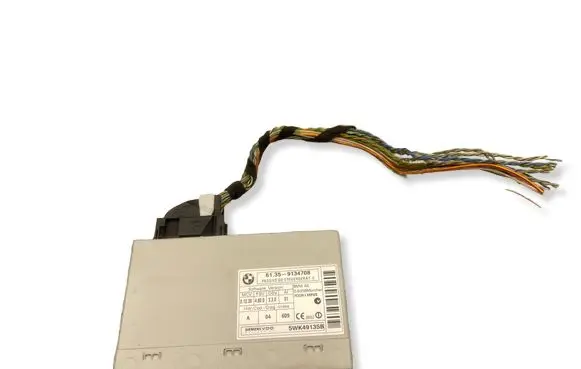 BMW 3 E90 E91 Keyless (KESSY) go control unit/module 9134708 61359134708
