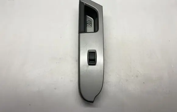 Peugeot 208 Electric window control switch 7222A945ZZ MR587944