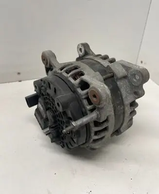 Volkswagen Golf VII Generator/alternator F000BL0805 04E903023J 02S