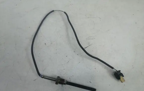 Mercedes-Benz E W211 Exhaust gas temperature sensor A0071537328